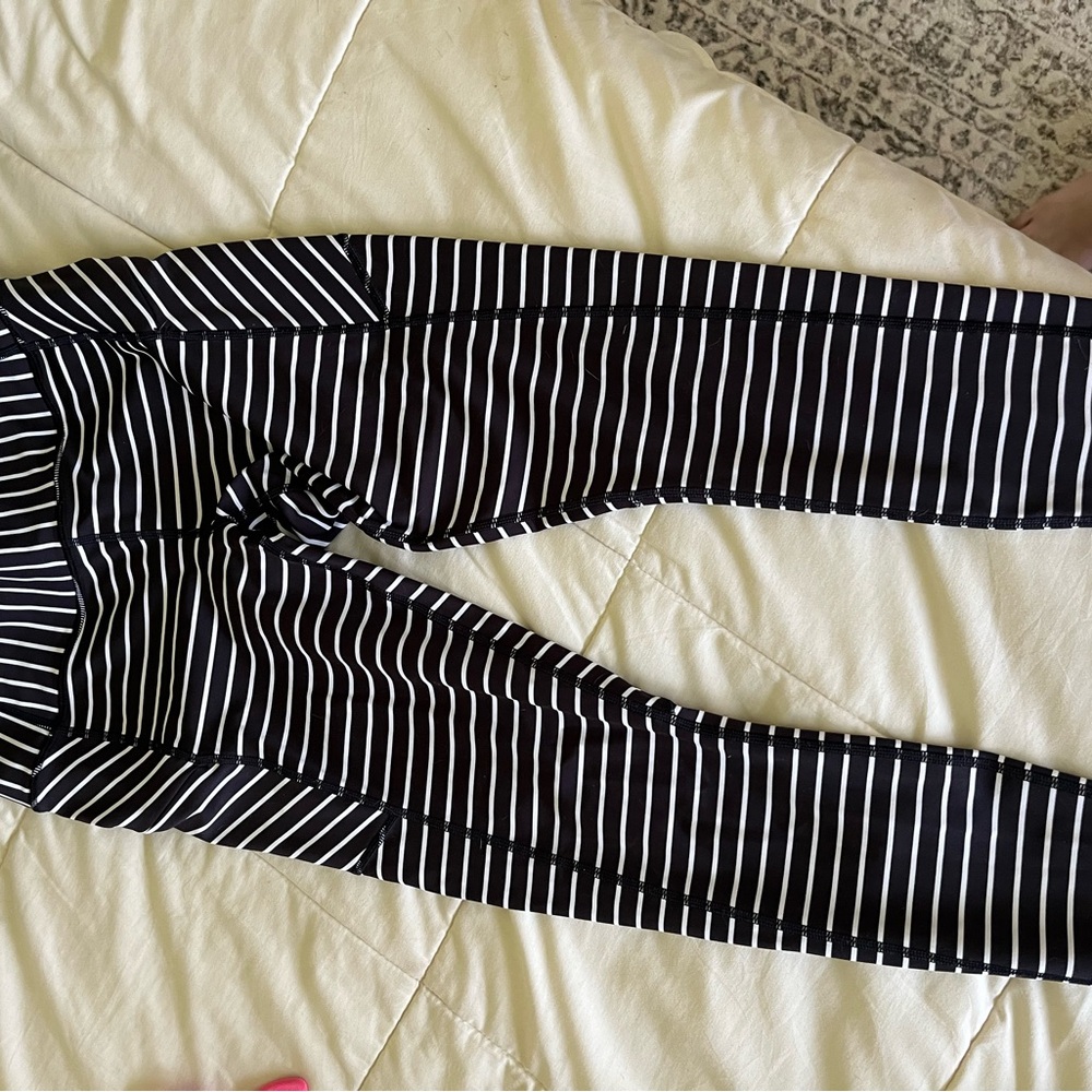 Athleta B&W Striped Leggings